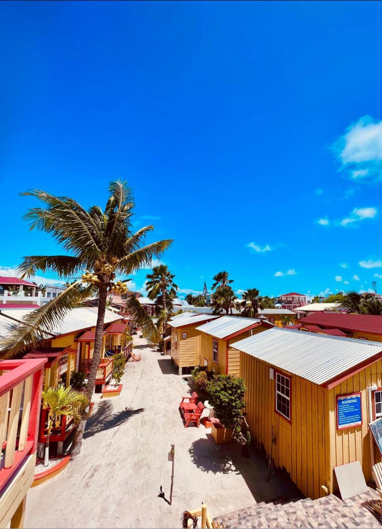 Tropical Paradise Hotel Caye Caulker Exterior photo