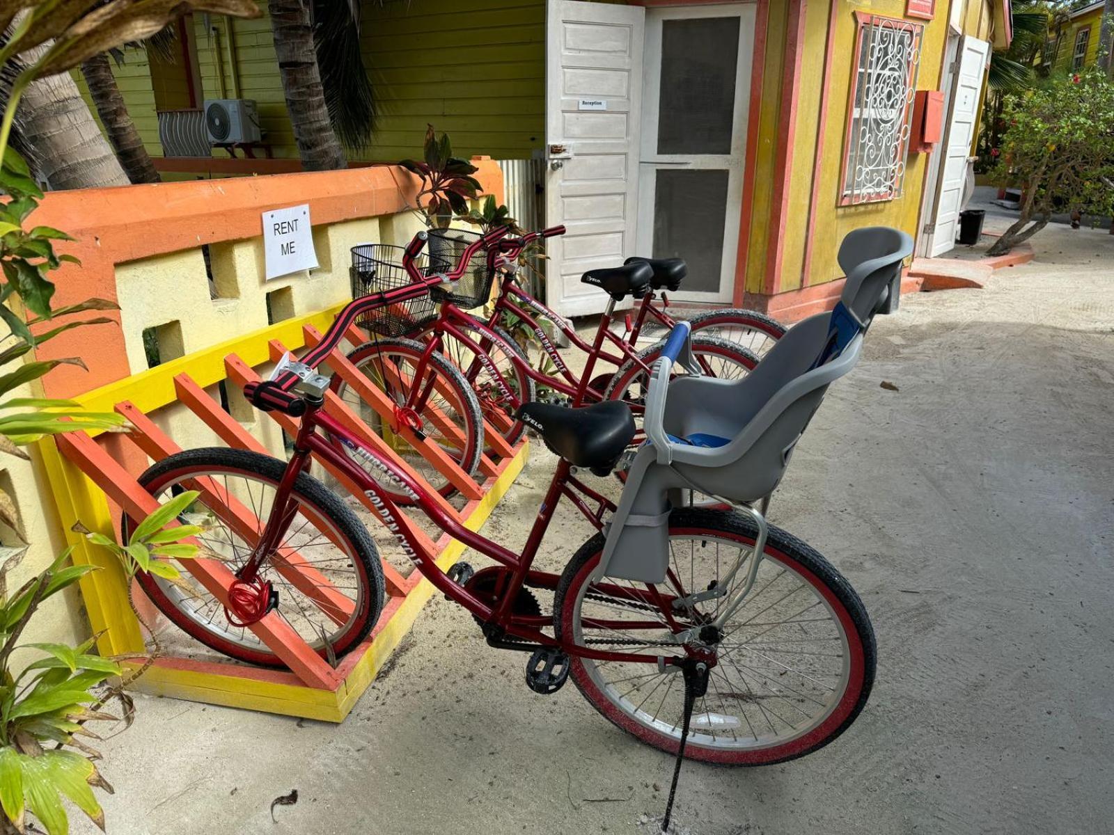 Tropical Paradise Hotel Caye Caulker Exterior photo