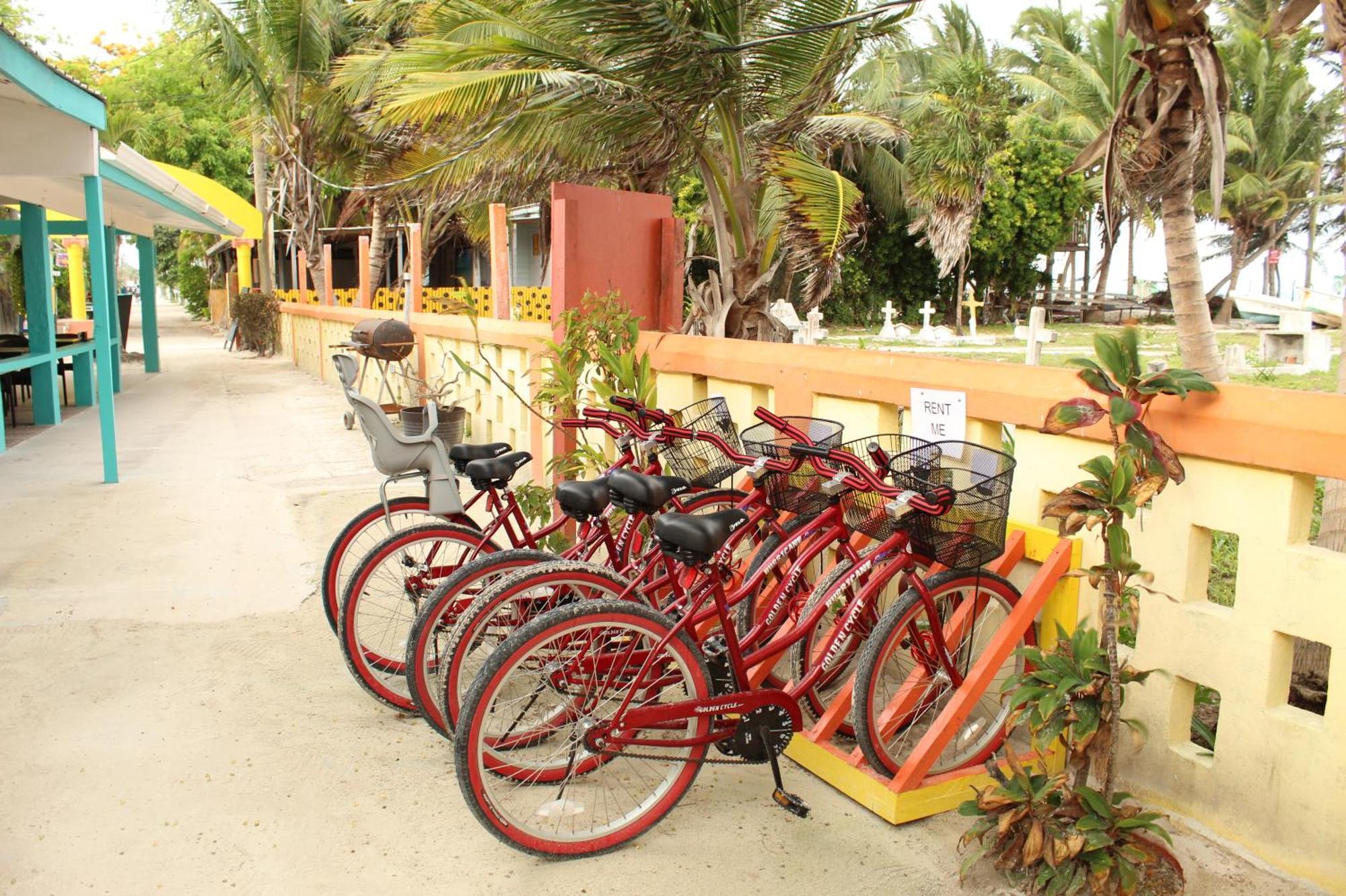 Tropical Paradise Hotel Caye Caulker Exterior photo